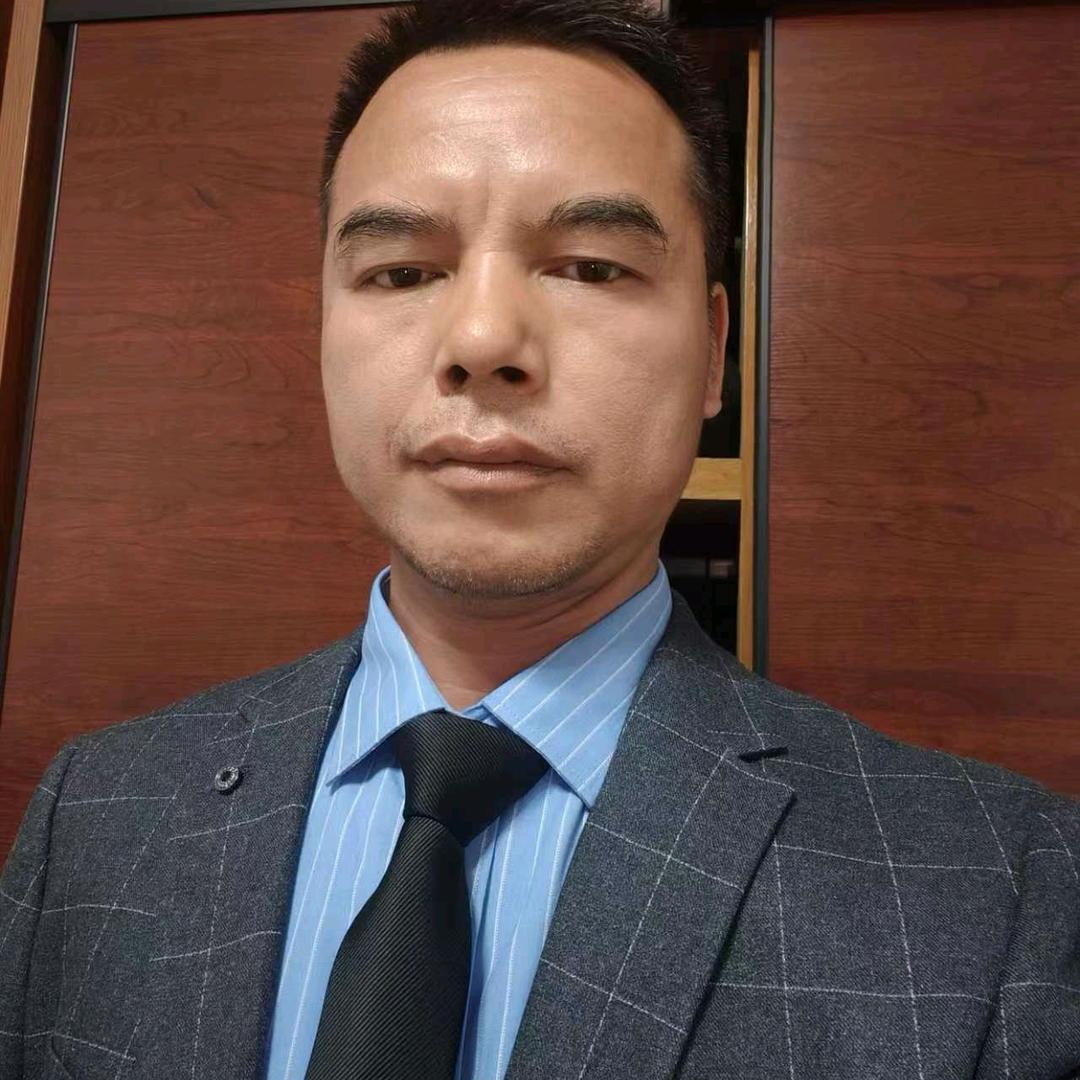 新时尚驾校：贵州人石教练