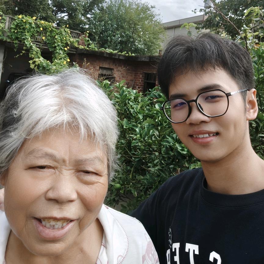 德宇