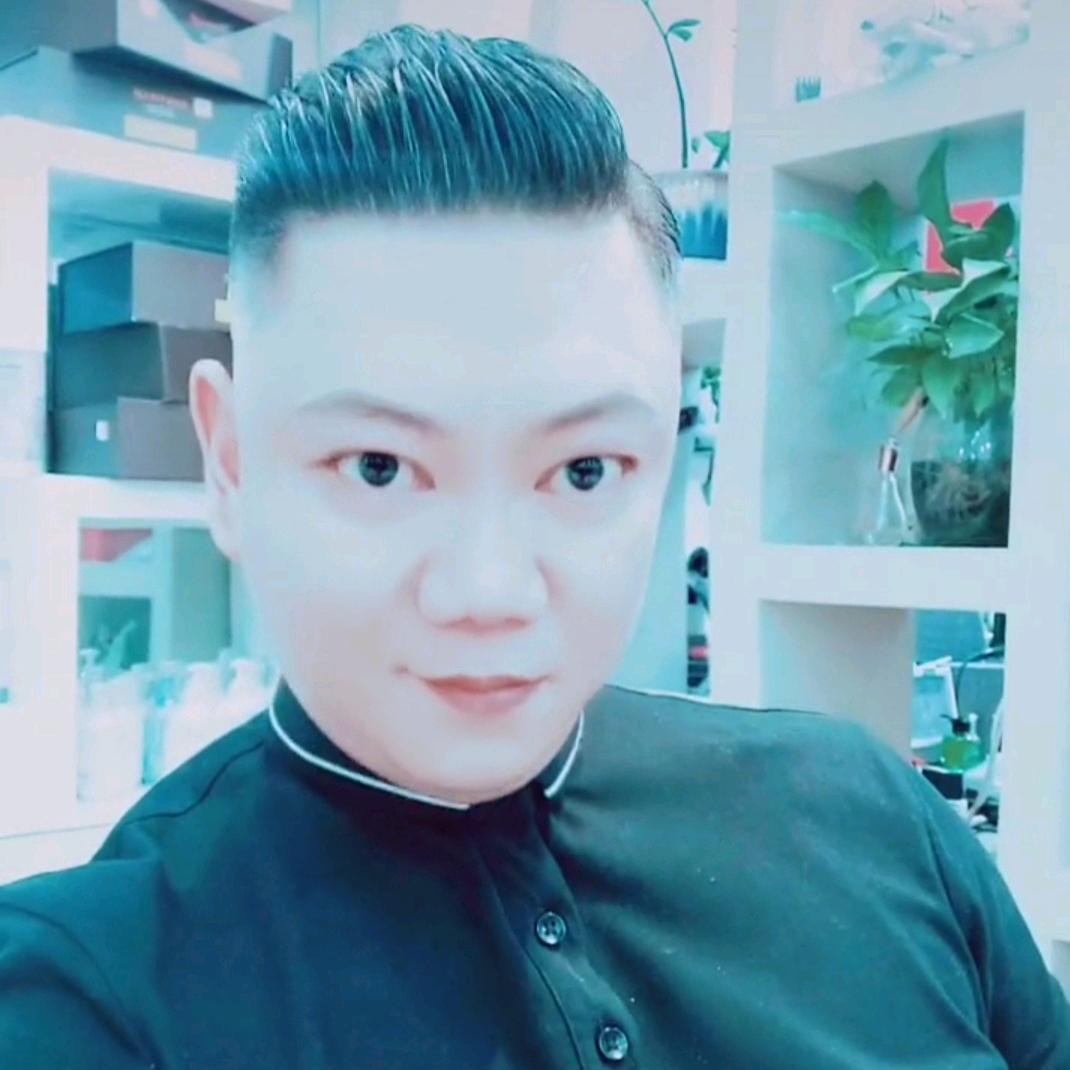 紫气东来😍邵越