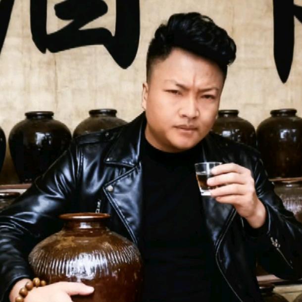 苦咖啡(◔◡◔)