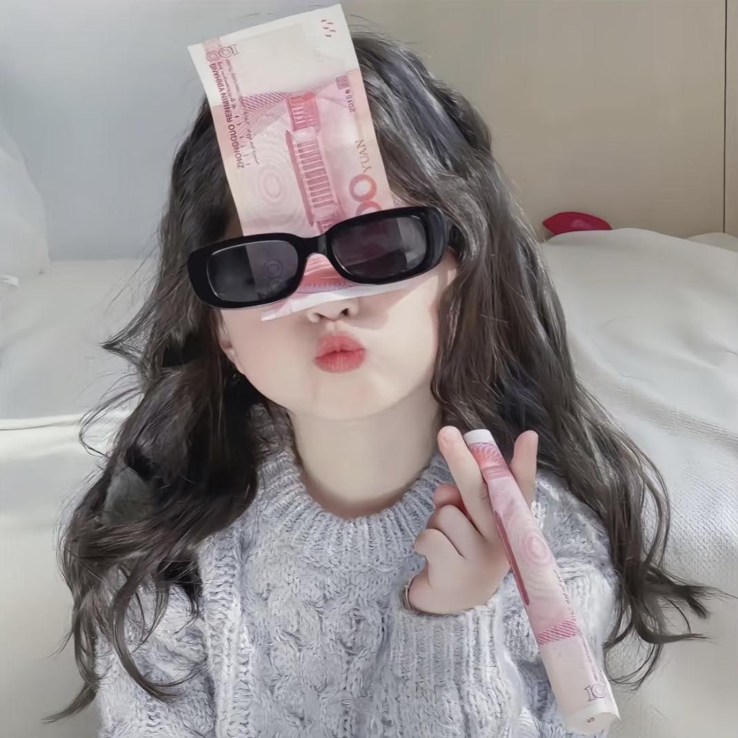 F̤̮a̤̮i̤̮r̤̮y̤̮.