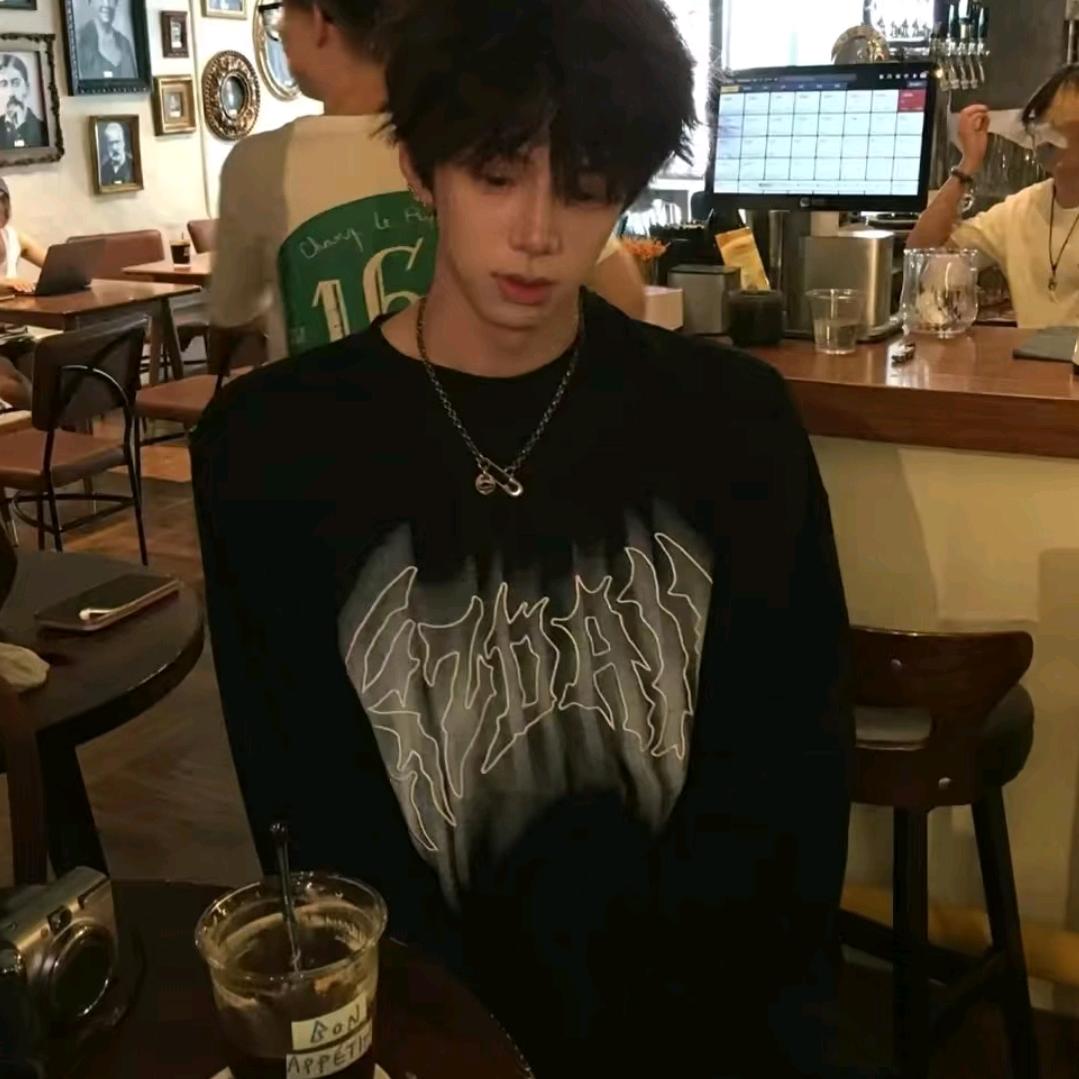 Y.Y