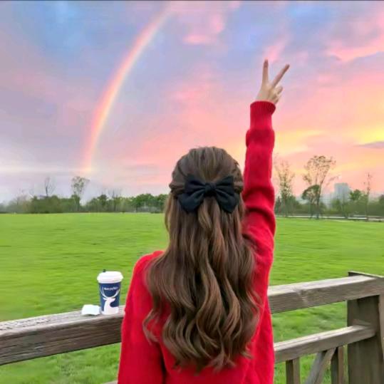 郁金香🌷（茴関把廖)