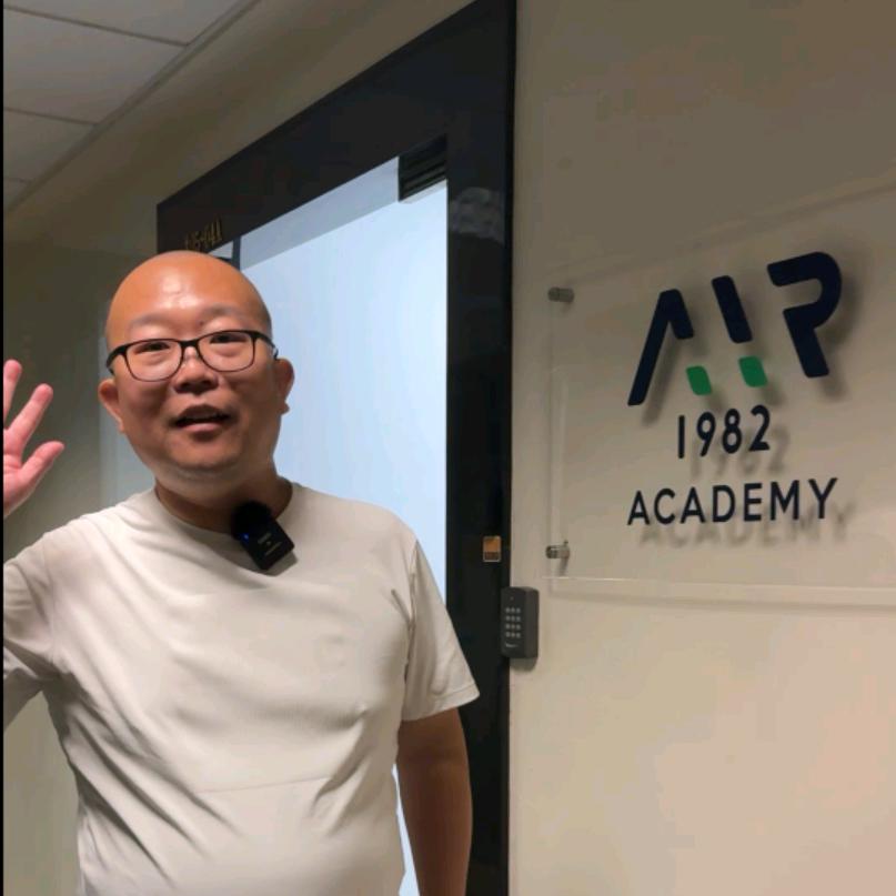 Louis的新加坡培训学校