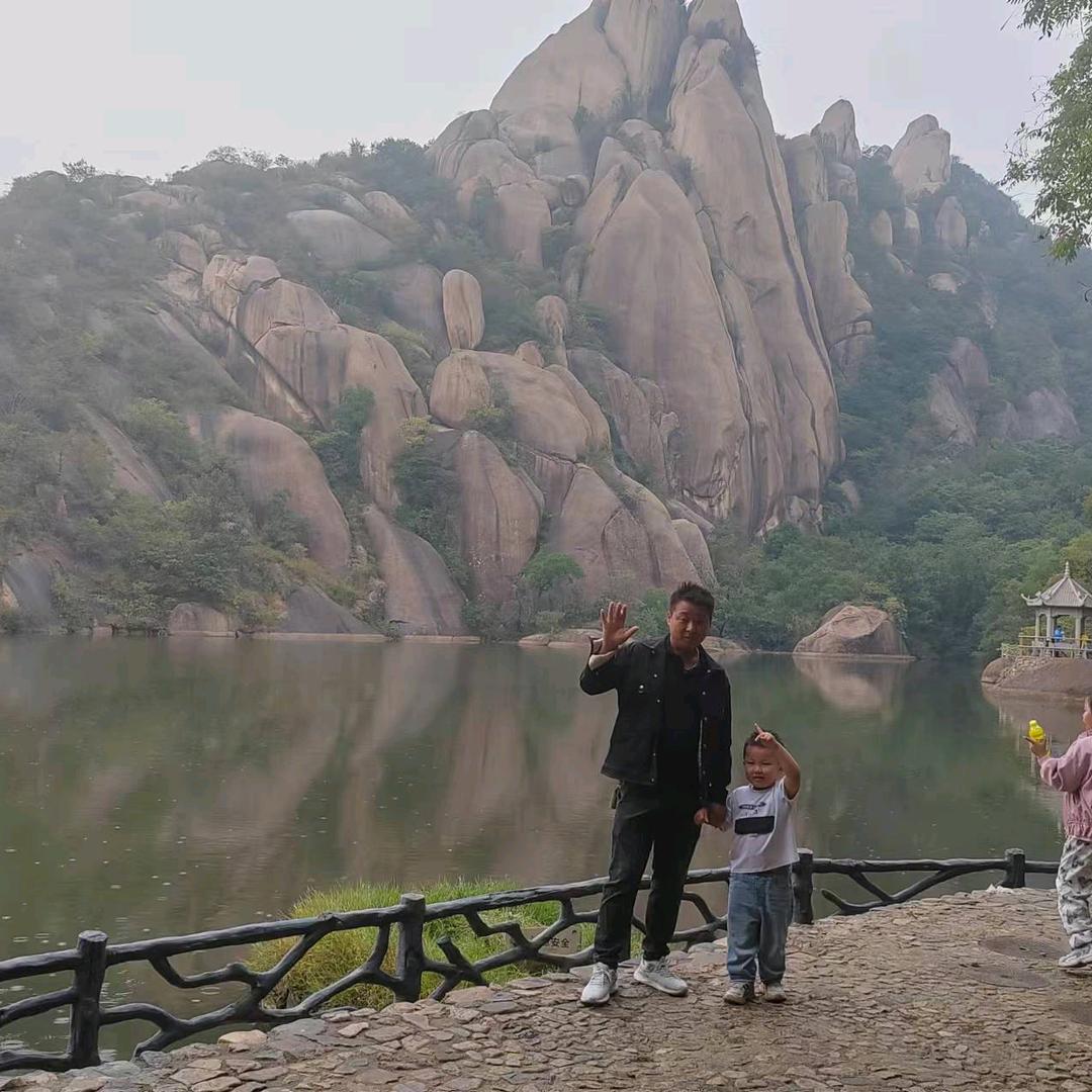 极简安全淋浴房.玻璃隔断.李辉