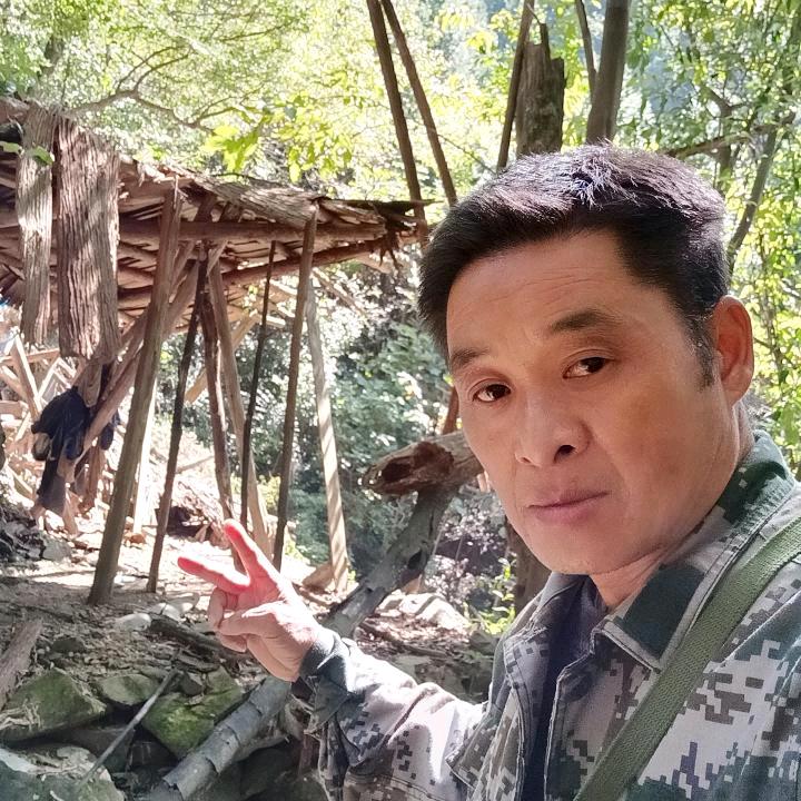 富川雕刻邹