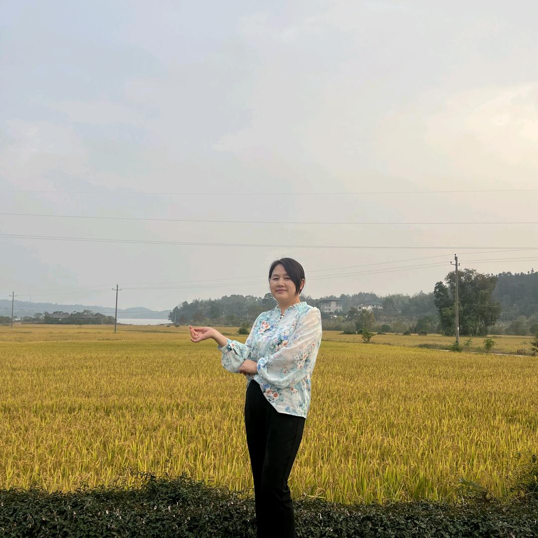 驻村第一书记小美