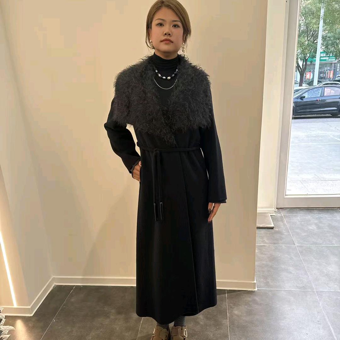 YOUNG董晓漾儿女装店