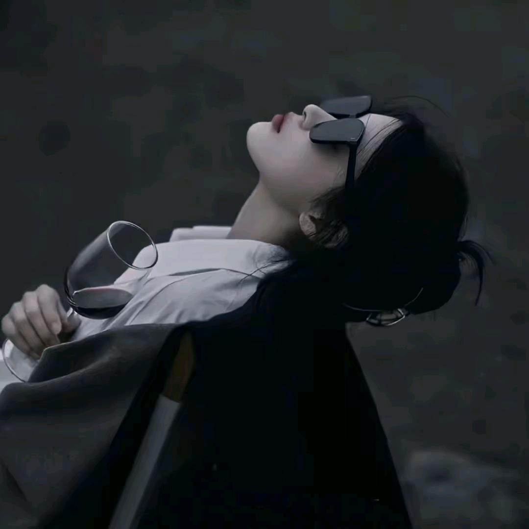 ꧔ꦿ᭄: :ℒ小謎ঞᩚ糊꧔ꦿ᭄