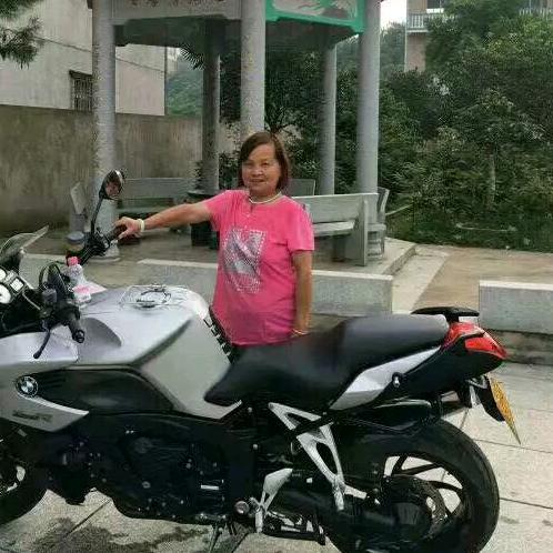 平静的生活，：曹端凤！