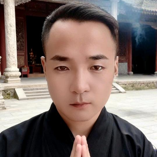 坠入凡尘