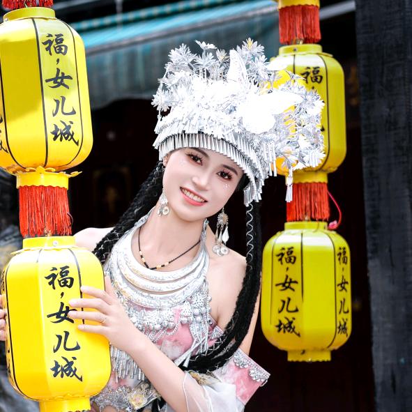 芳姐农家菜，重庆小面🍜