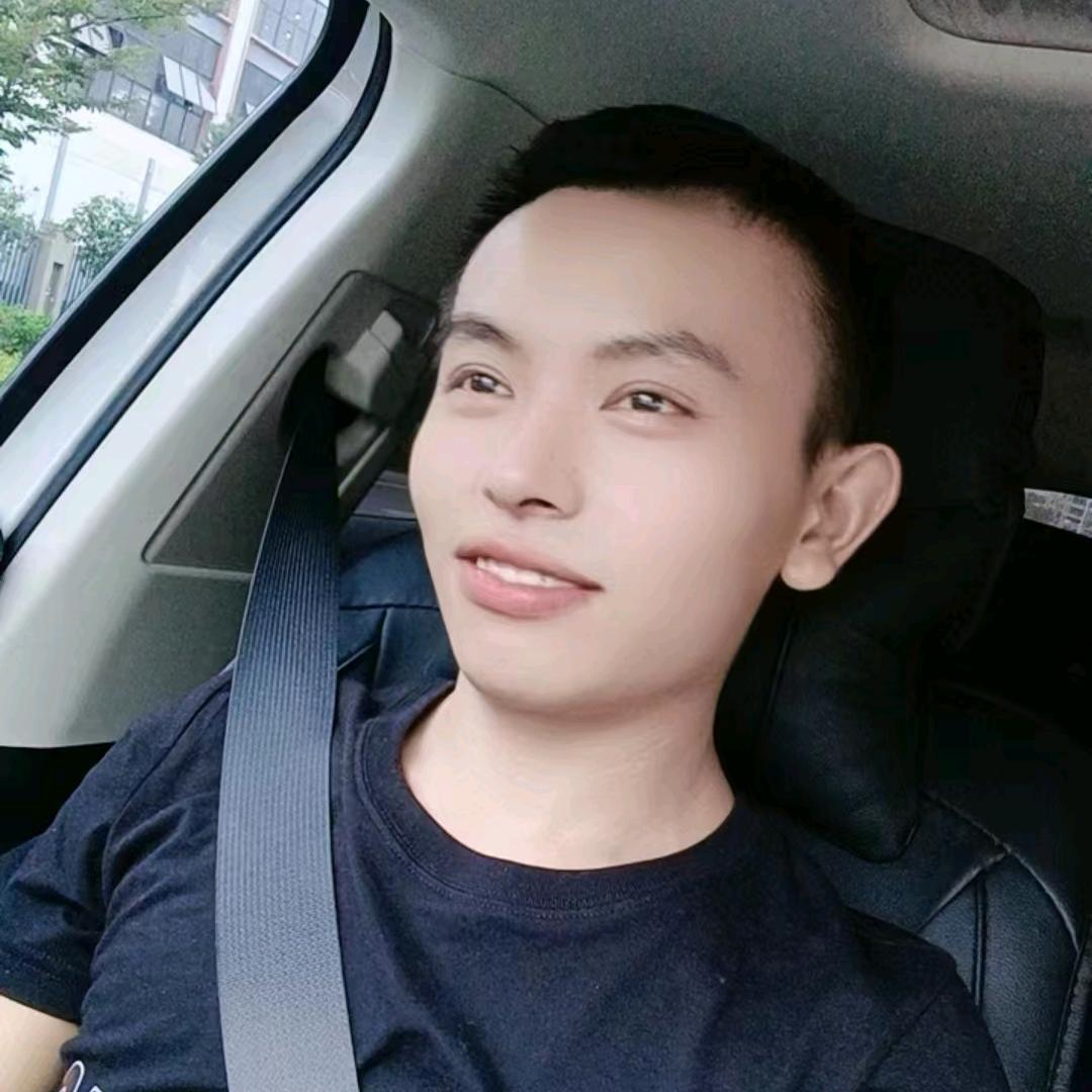 ꧁笑着退场꧔ꦿ꧂