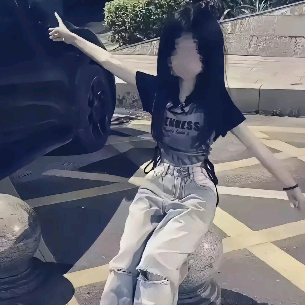 筱筱自信降临