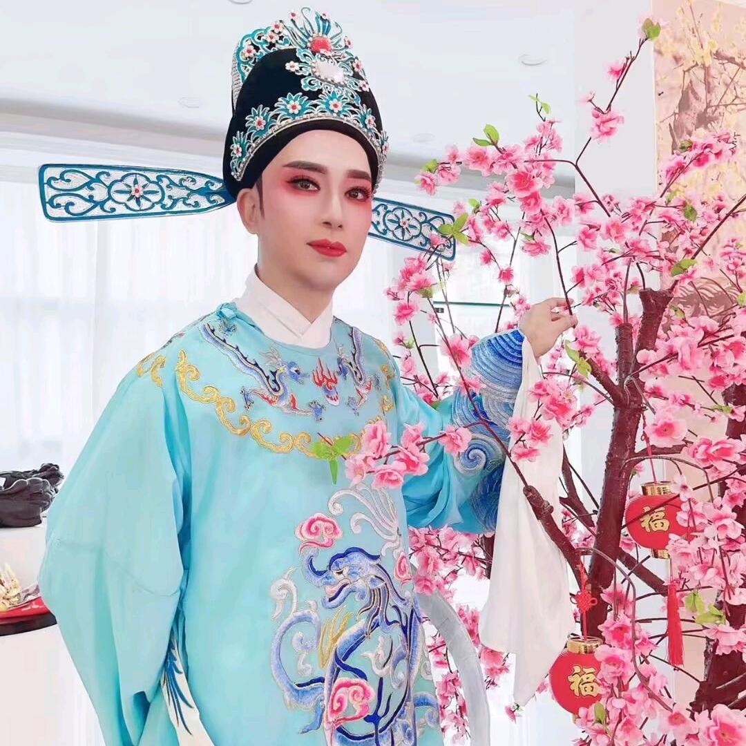 强盗晖