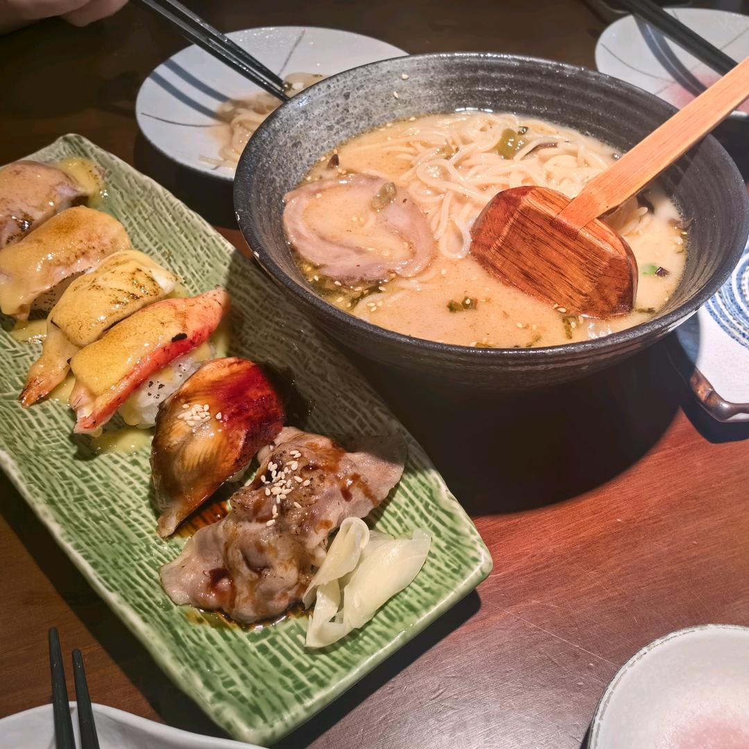 新裤子