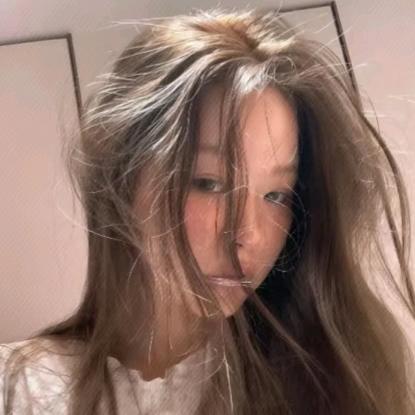 烂玫瑰🧸