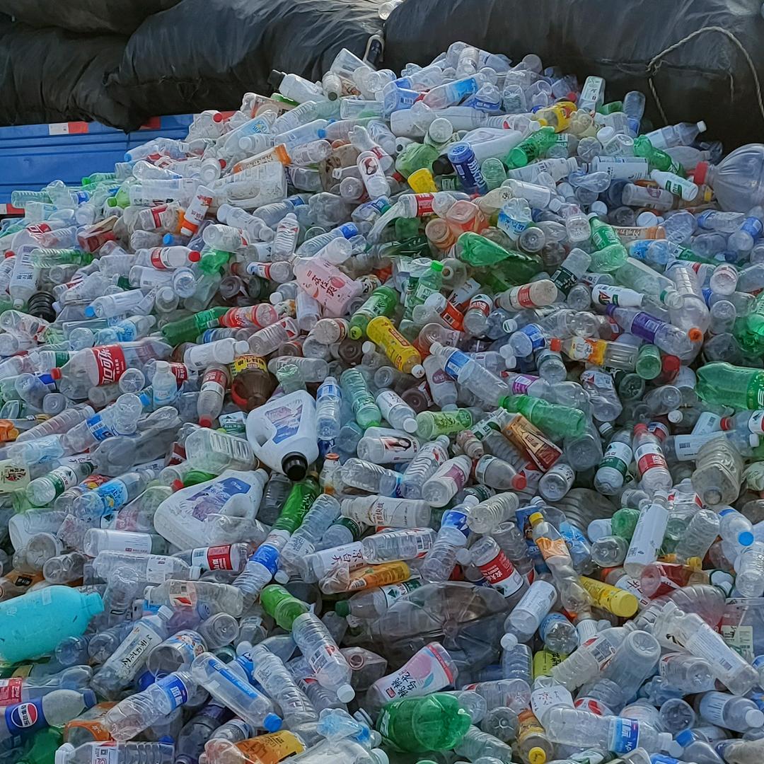 高价回收矿泉水瓶子 吕哥