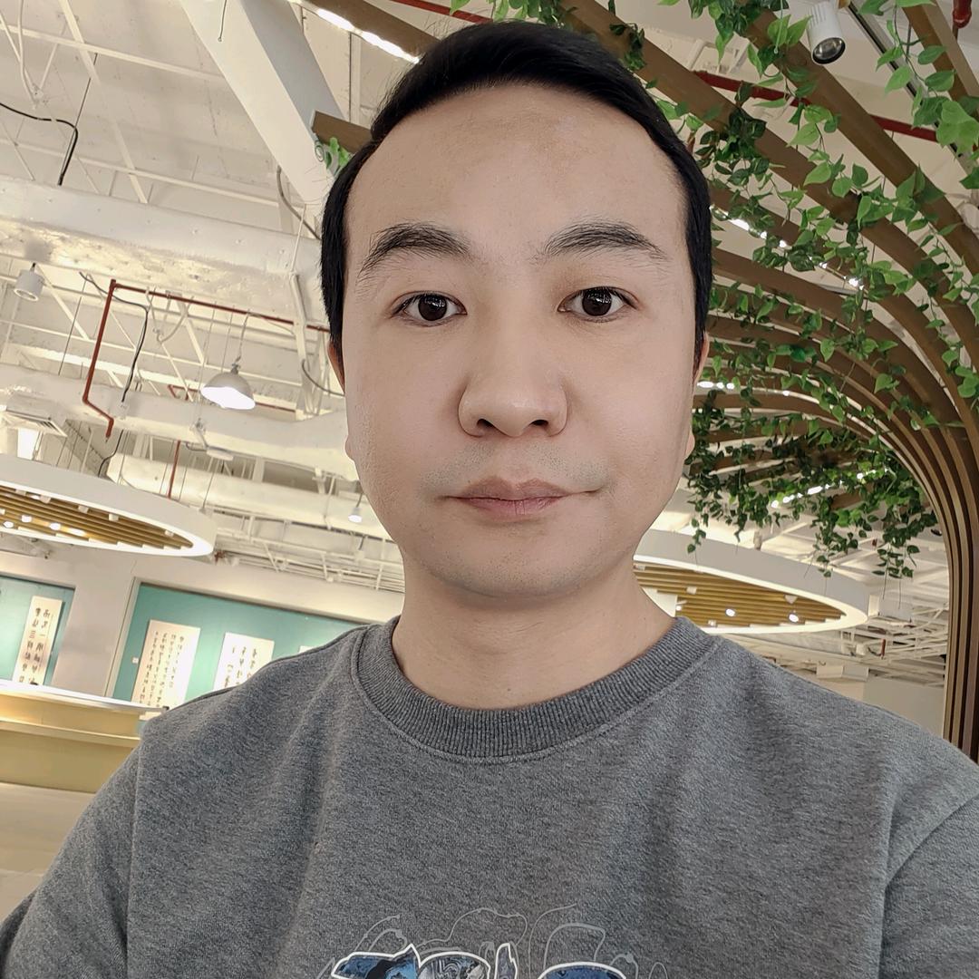 彭*恒🏅