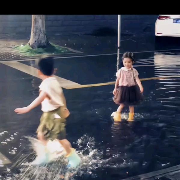 昂立提魔恶小