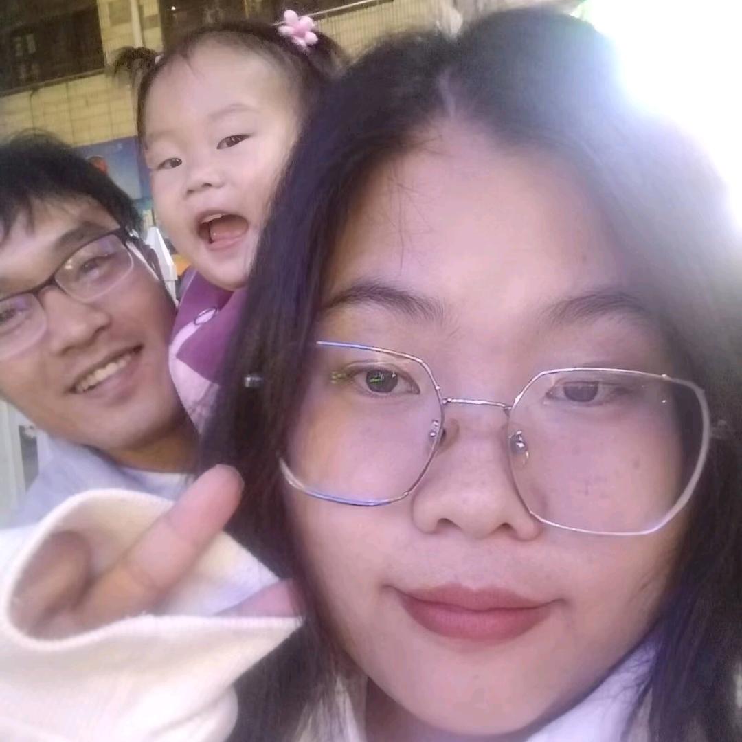 爱吃橘子的夫妇