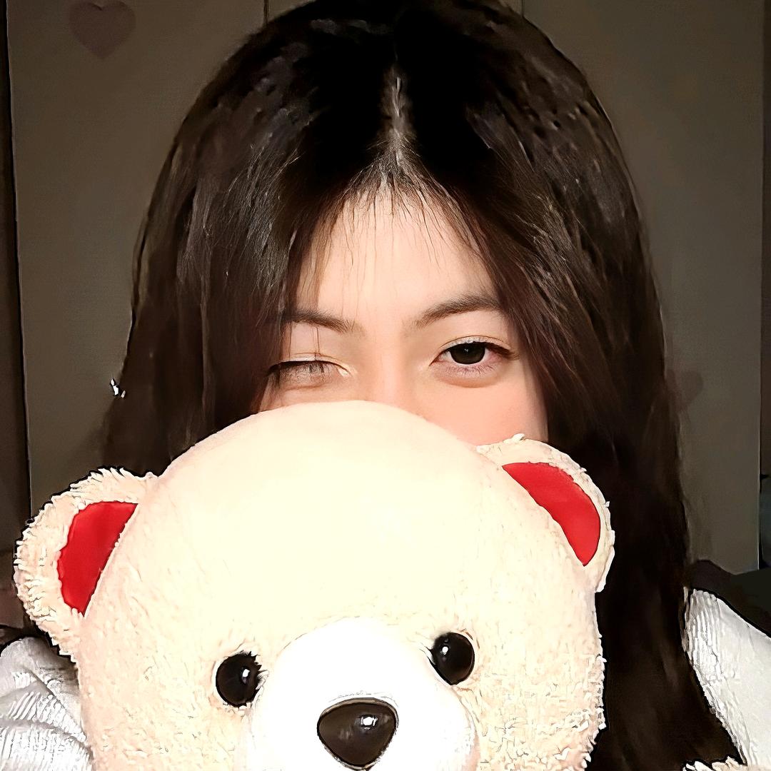 七七