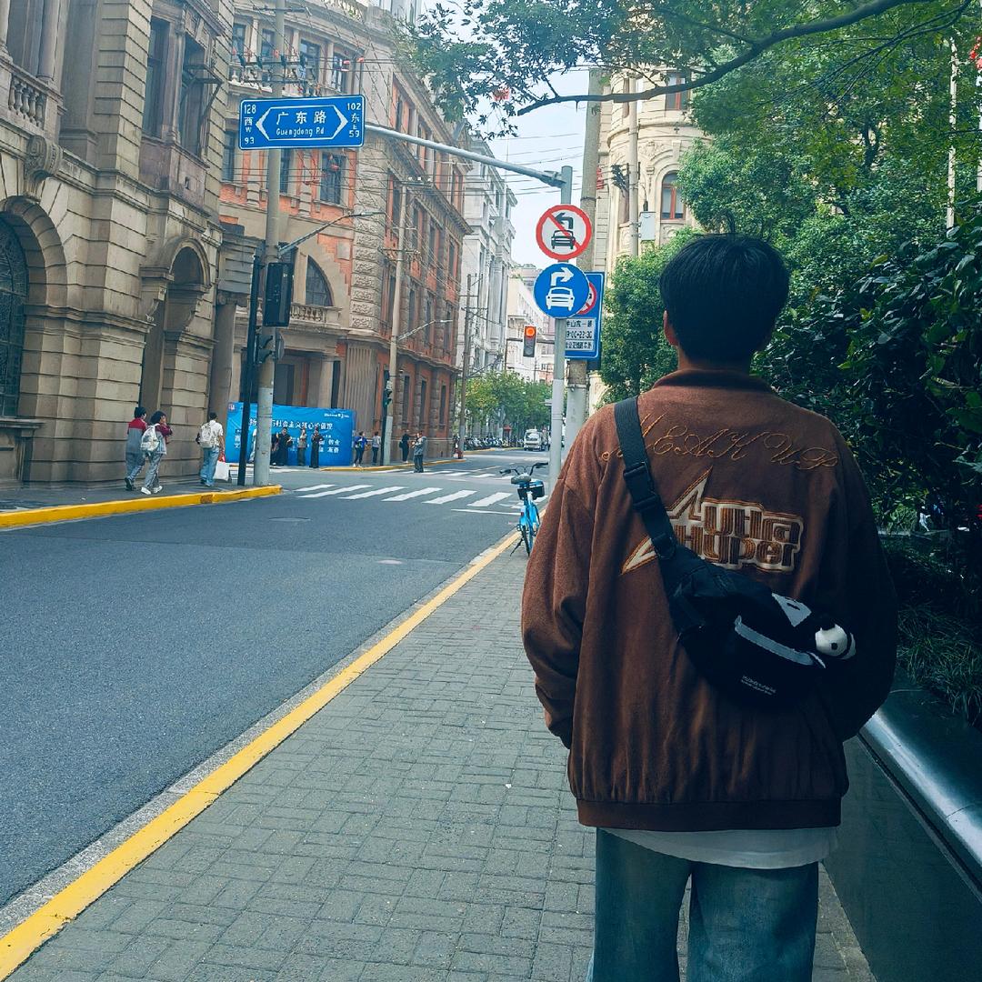铜职小刘学长（万事通）