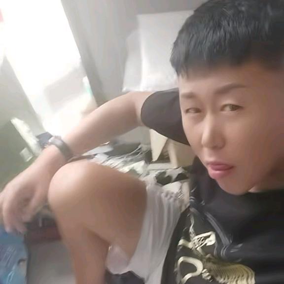 军军（9号铜锅涮肉）