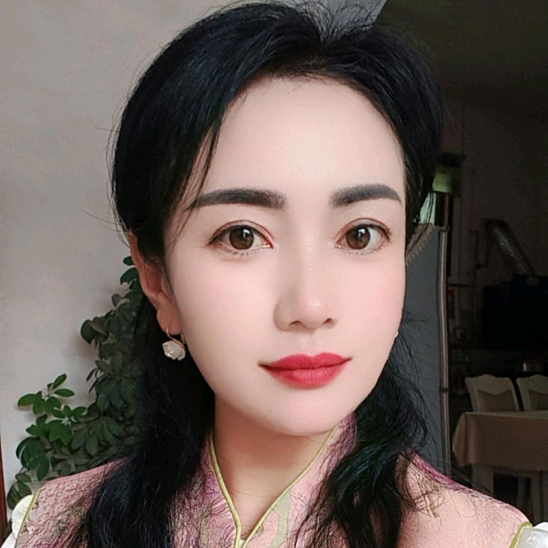এ᭄气质女神ଓ๑҉࿐