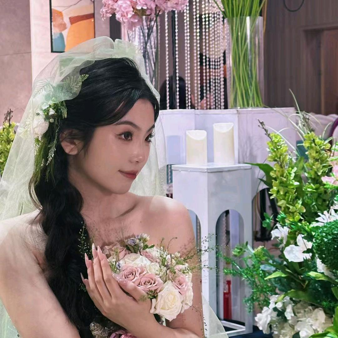 一枝在逃00后🍑