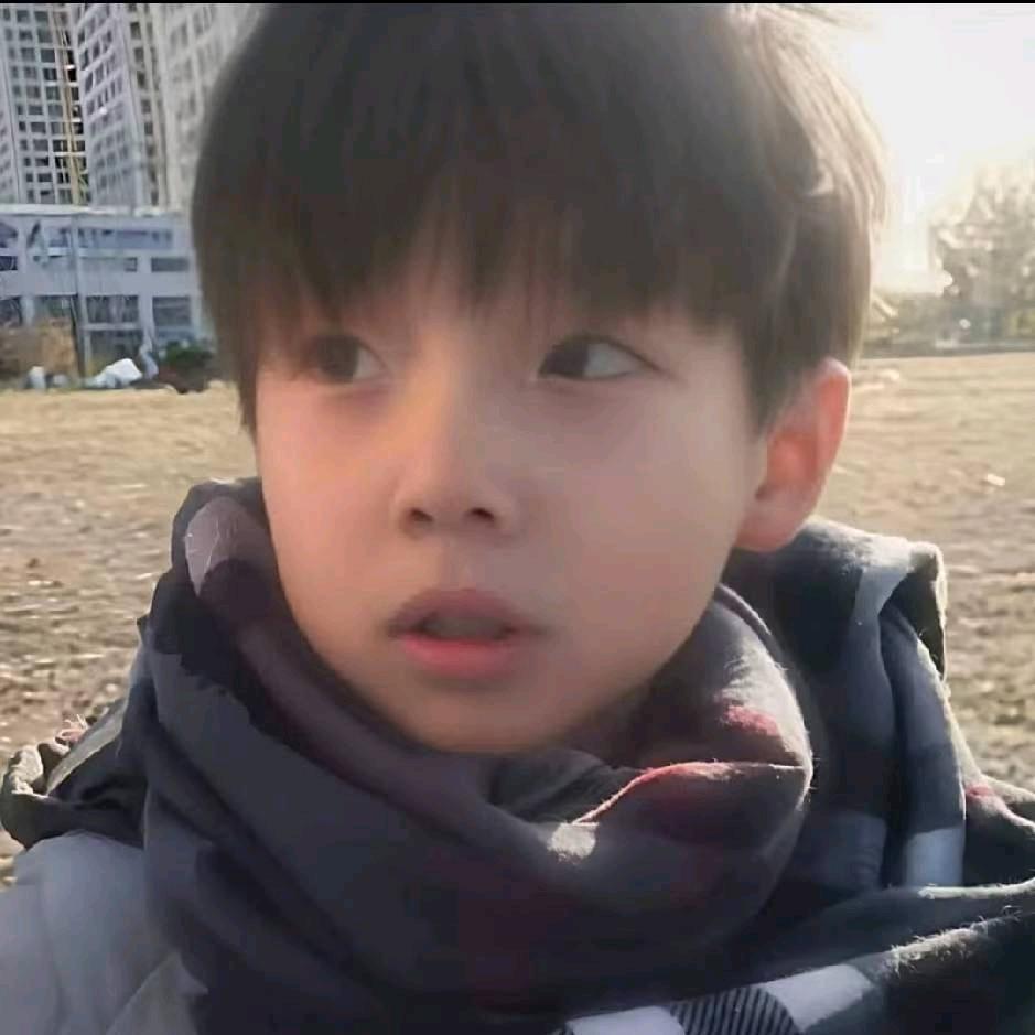 小啊航