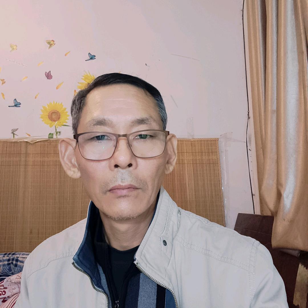 龙行天下