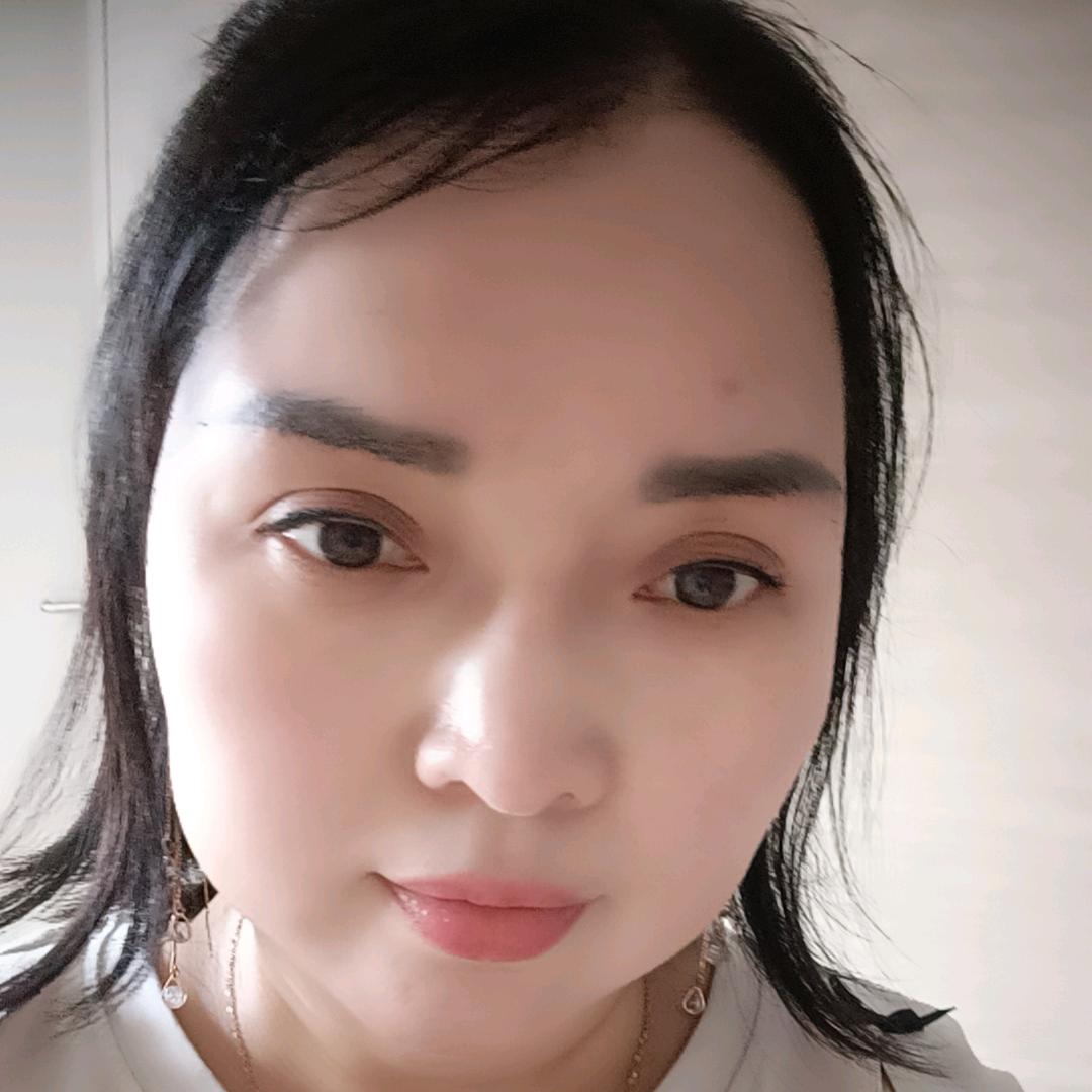 依墨