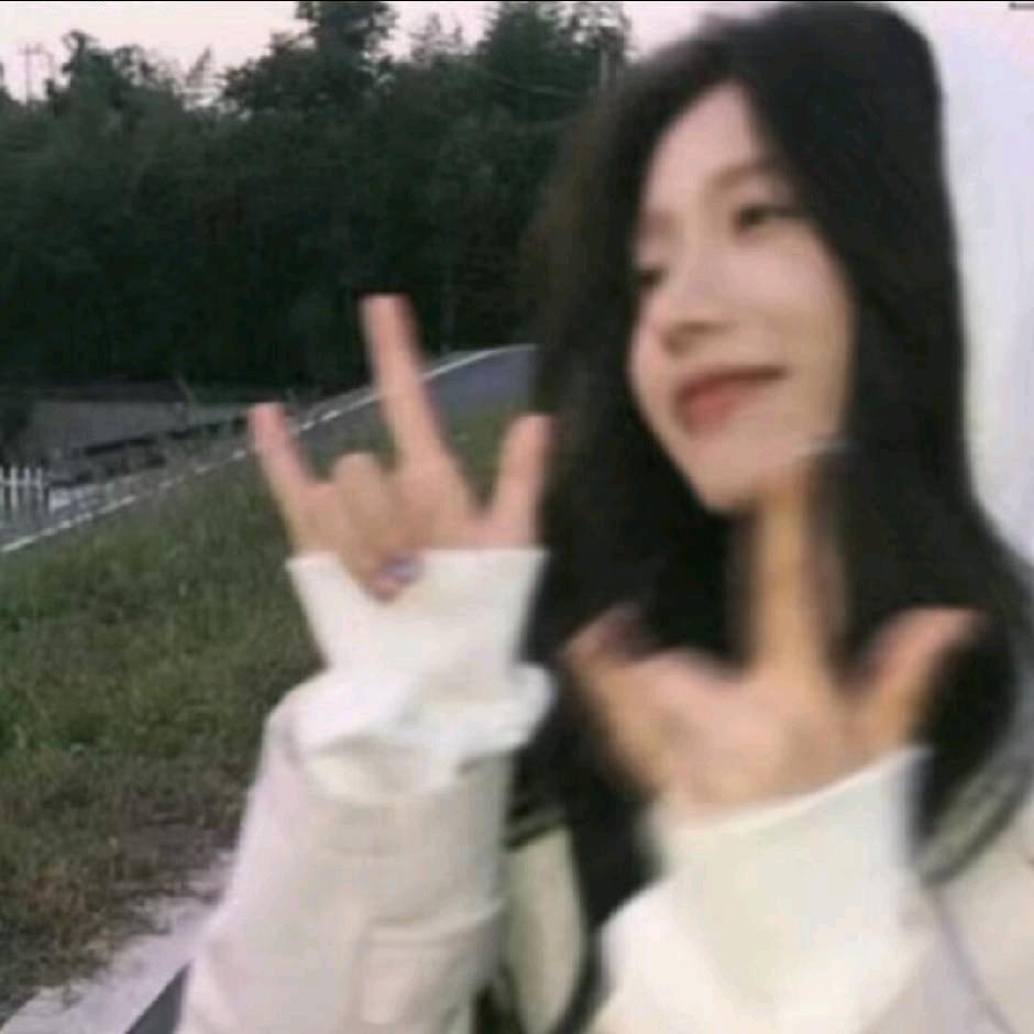 月亮只有一个🥂