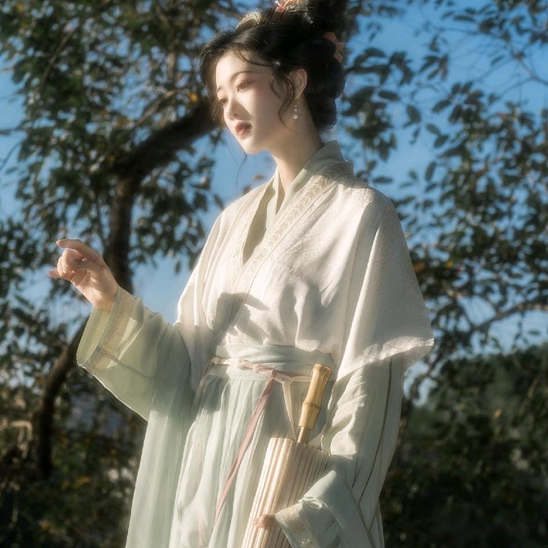 阿嘟嘟嘟渡彩虹🌈🌈🍀