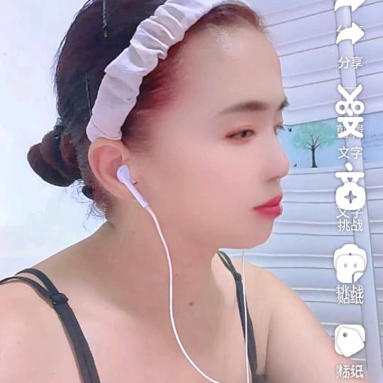 我从小就爱唱歌