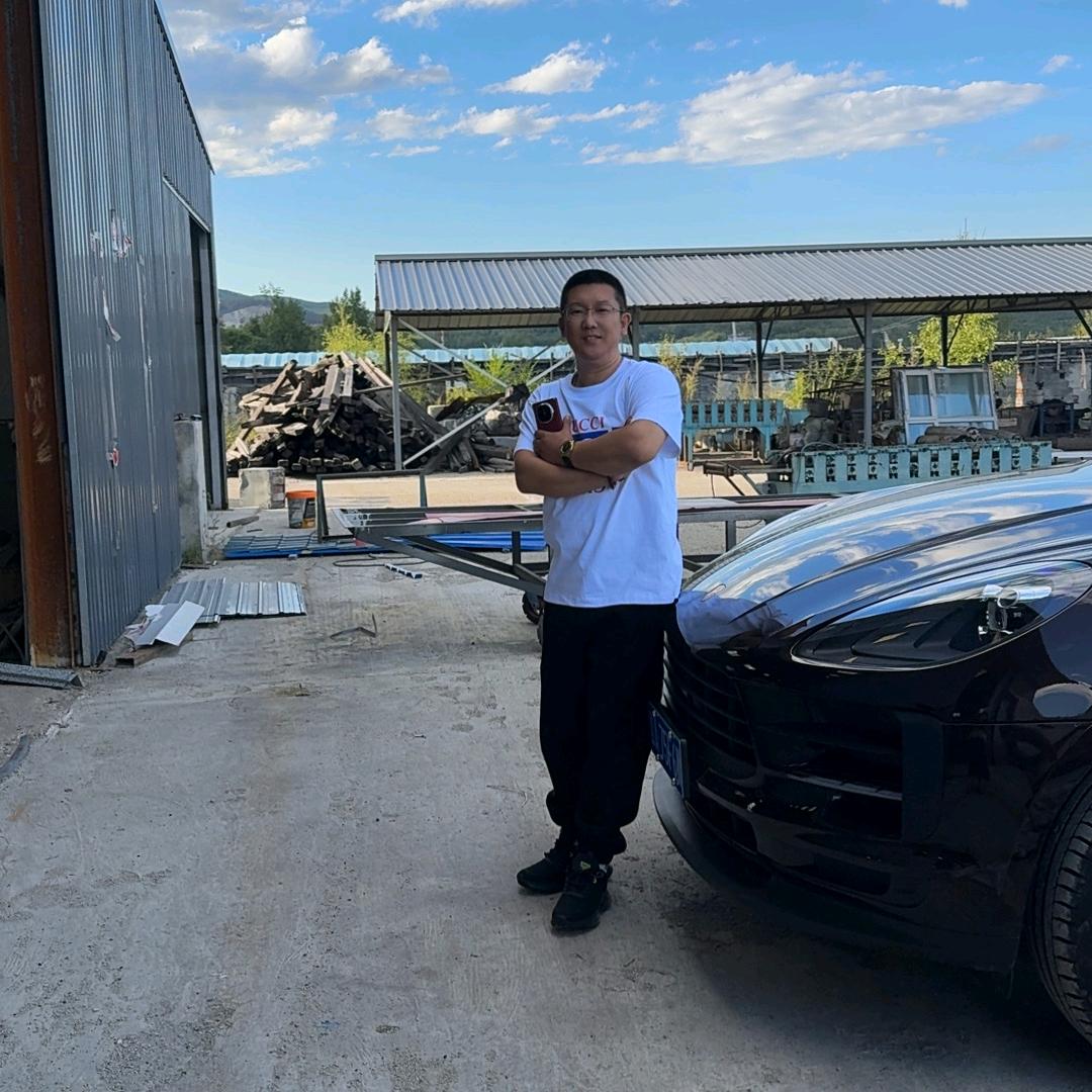 辉哥（钢构彩板）