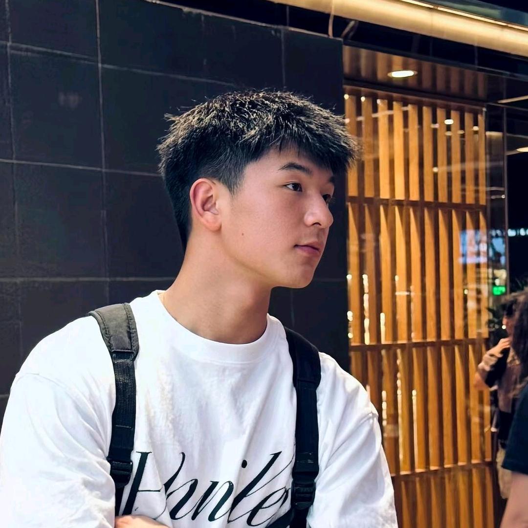 𝙏𝙧𝙖𝙫𝙞𝙨-.☄Y