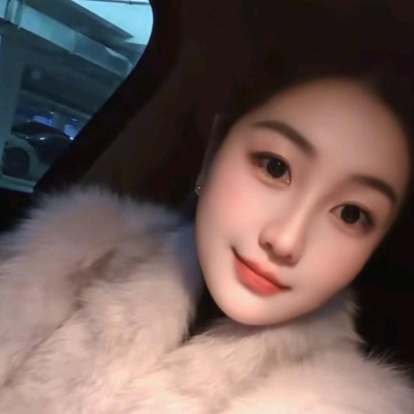 美鹿男装精品皮草