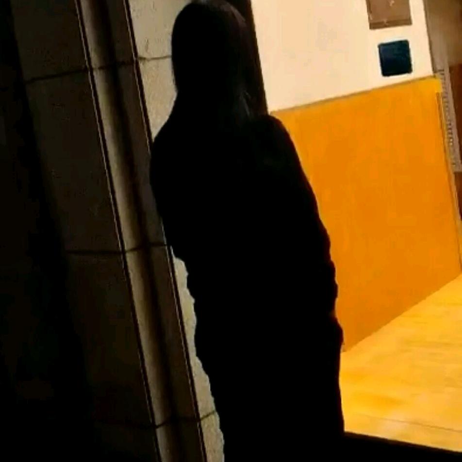 {别打扰我听歌}