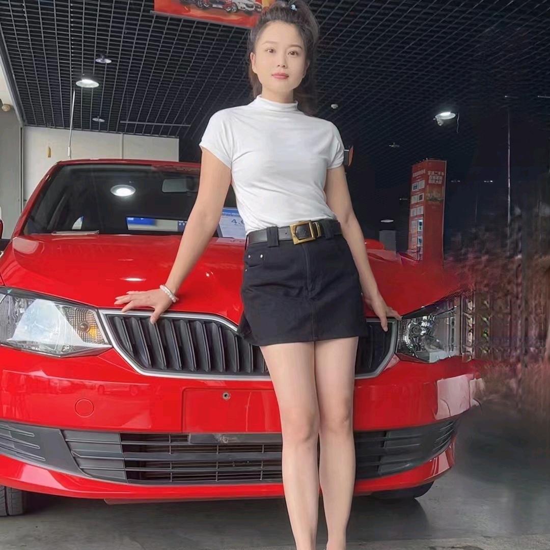 宜春洪发二手车梅梅