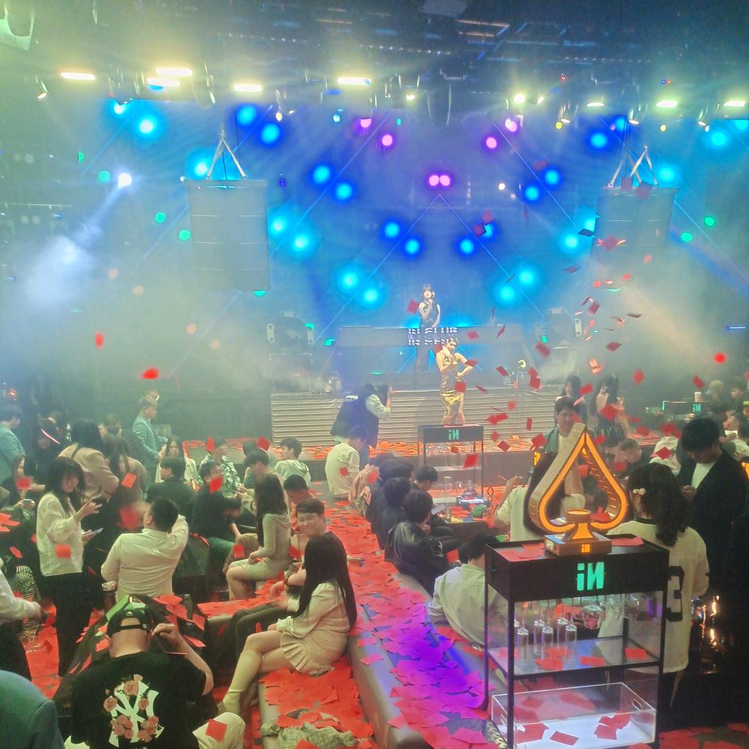 IN Club