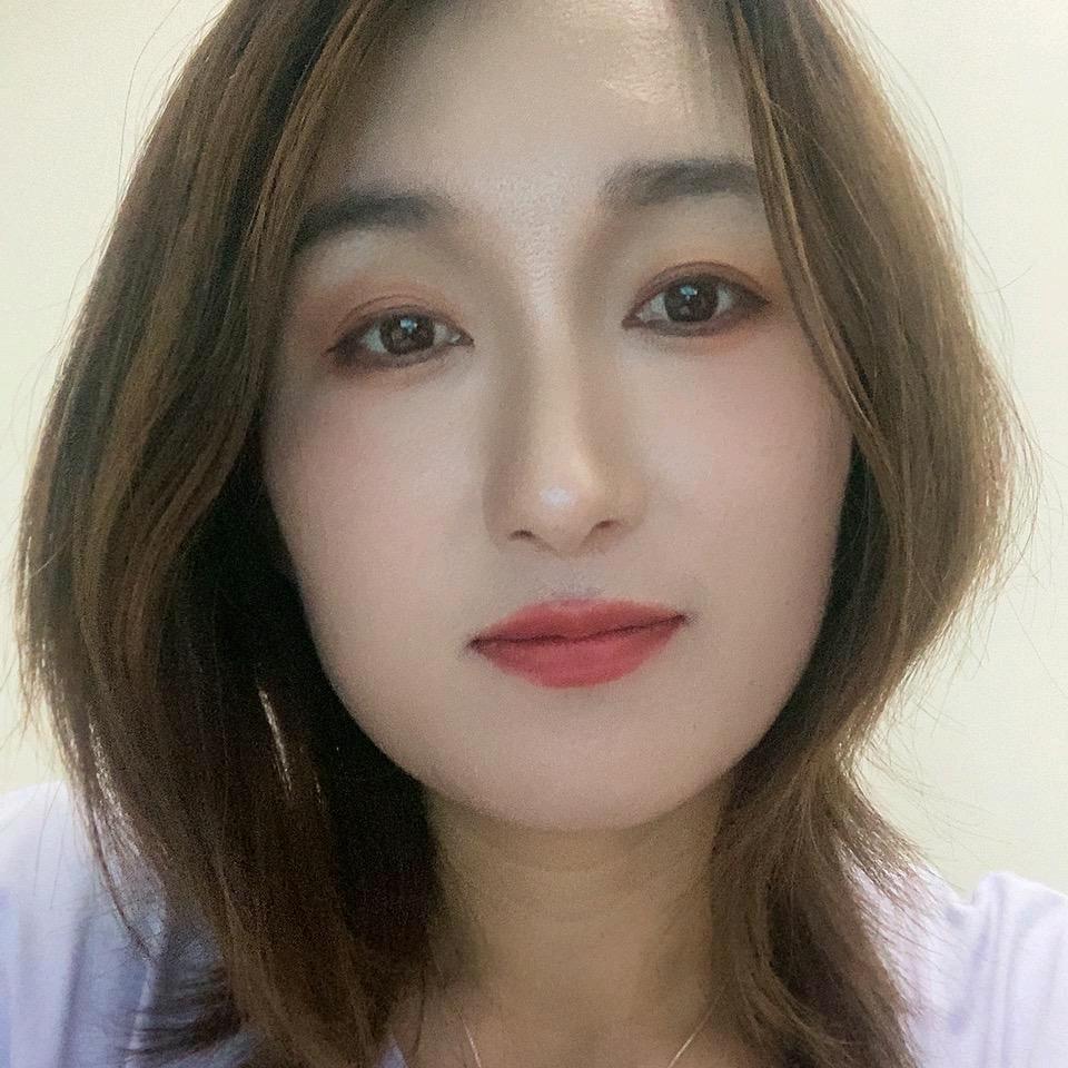 hello佳佳