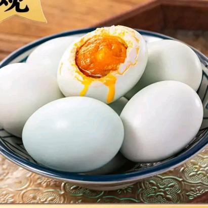 流油咸鸭蛋