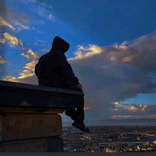 祥哥（每周放假带人摸金）