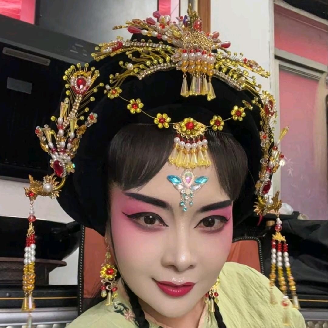 猴哥梦游🐒🐒🐒🐒🐒🐒头像