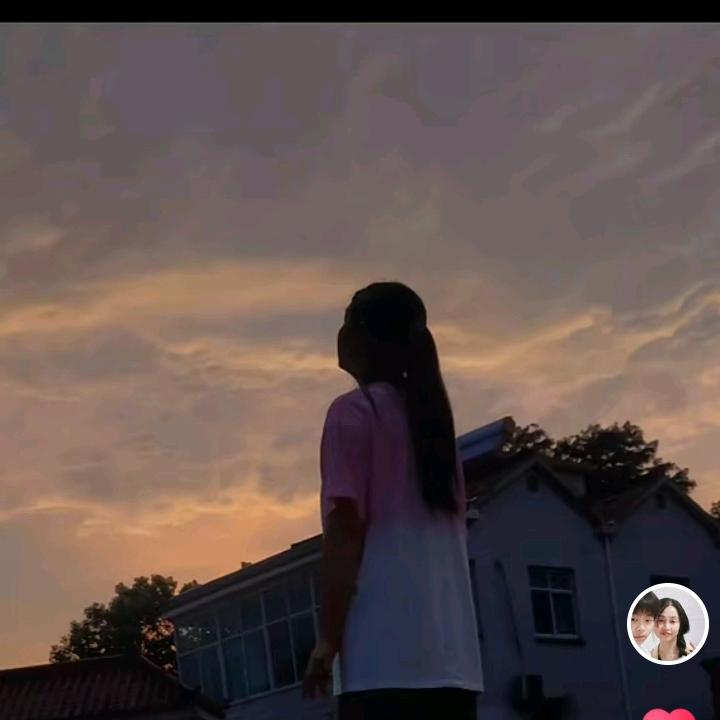 清晨，一缕阳光，