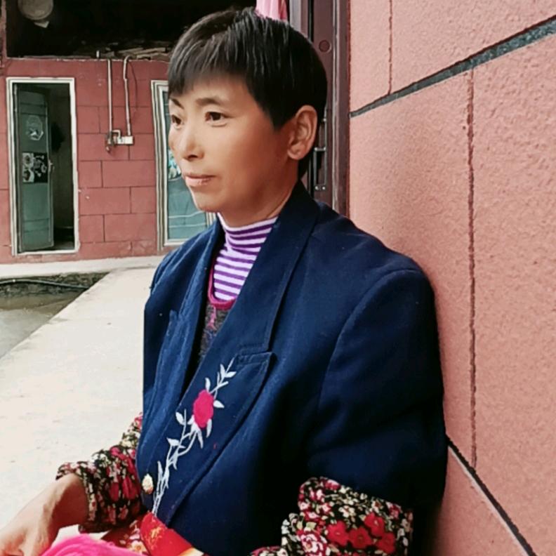 三姐（首播）晚上22点30