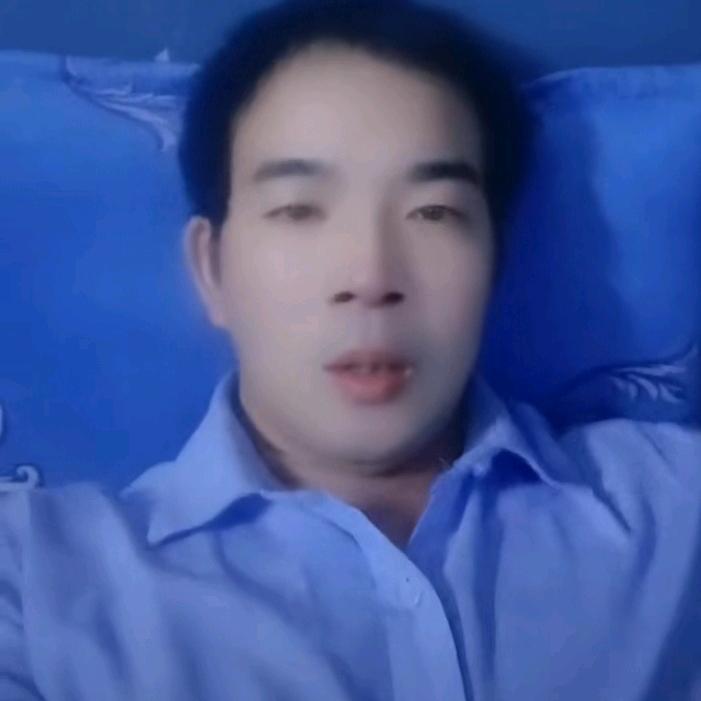 莫兴