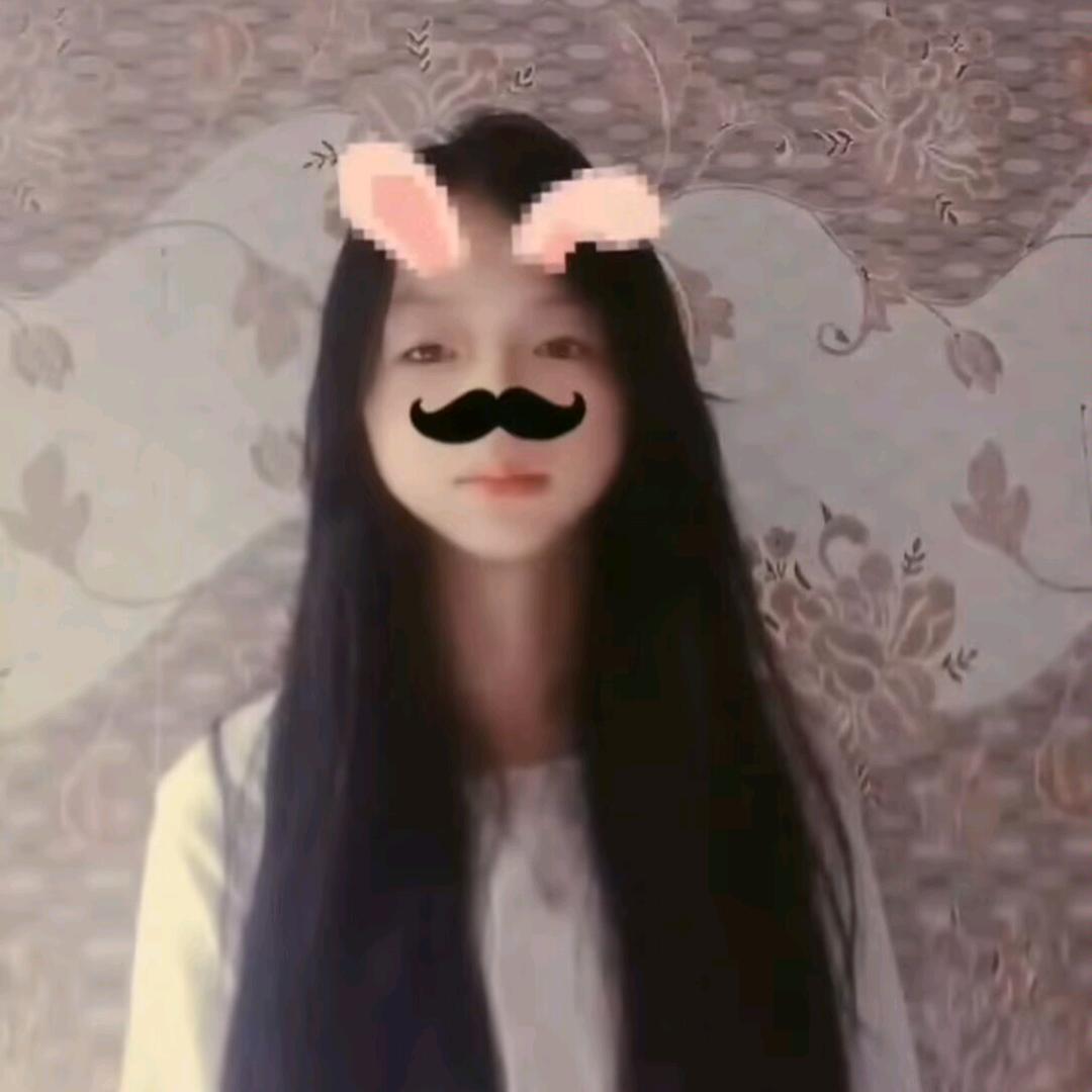 ^小优郁^